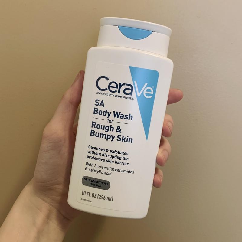 Cerave SA Body Wash بۆ پێستی زبر و چەقەڵ